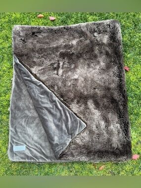 Restoration Hardware Luxe Faux Fur Throw Blanket Mink Brown Soft Fluffy 52x61